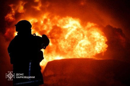 В Мерефе Харьковской области поражен узел топливообеспечения ВСУ