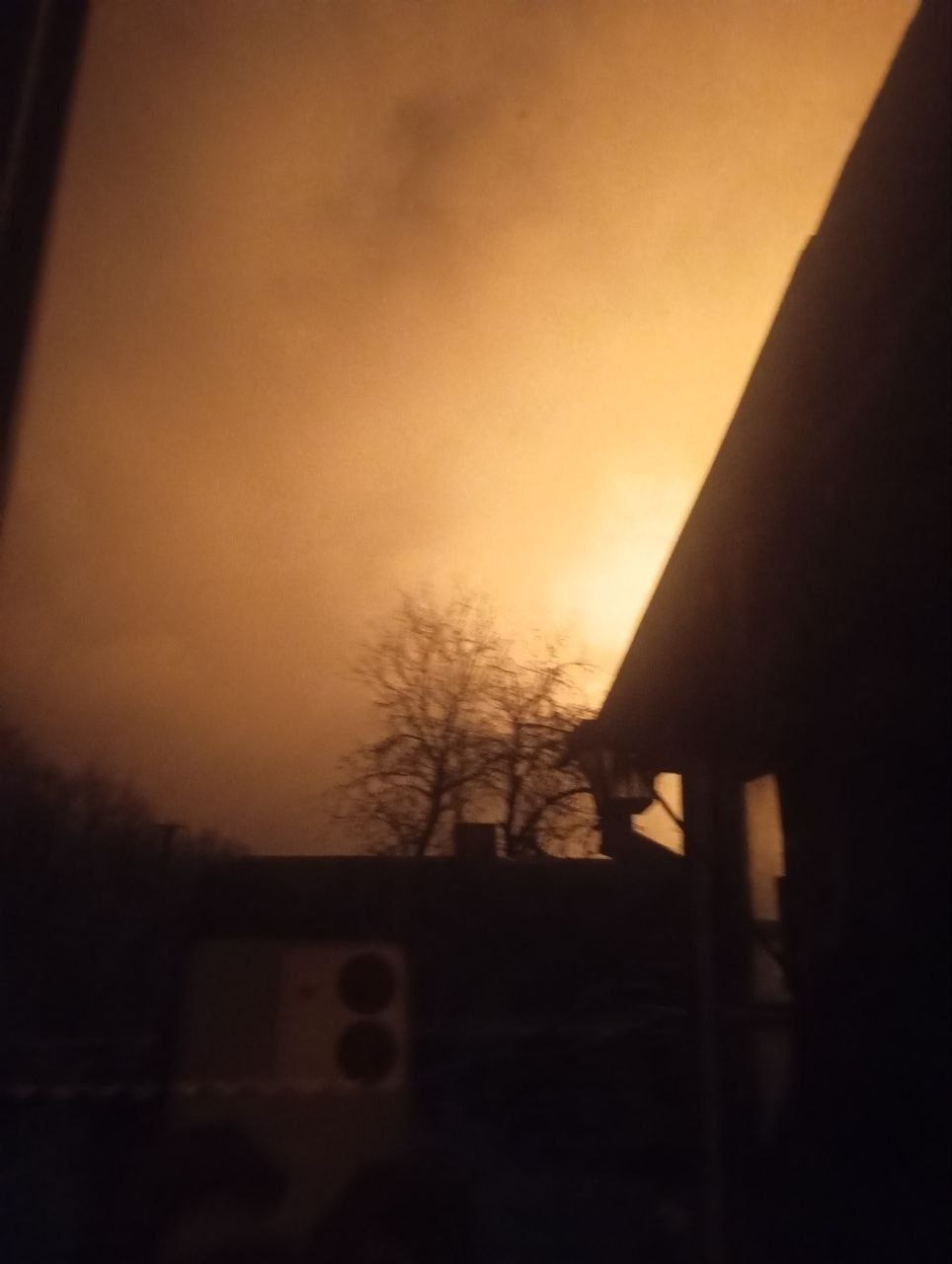 В Харьковской области в Мерефе ночью "Герани" уничтожили несколько емкостей с топливом В Харьковской области в Мерефе ночью "Герани" уничтожили несколько емкостей с топливом