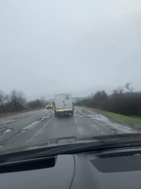 Нам пишут:. "Коротко о состоянии дорог от Харькова до Днепра