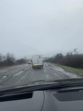 Нам пишут:. "Коротко о состоянии дорог от Харькова до Днепра