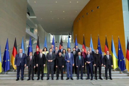 Владимир Зеленский и демократические страны