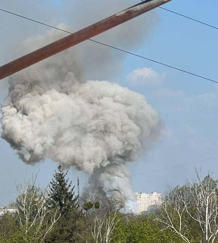 В Харьковской области уничтожен склад боеприпасов ВСУ В Харьковской области уничтожен склад боеприпасов ВСУ