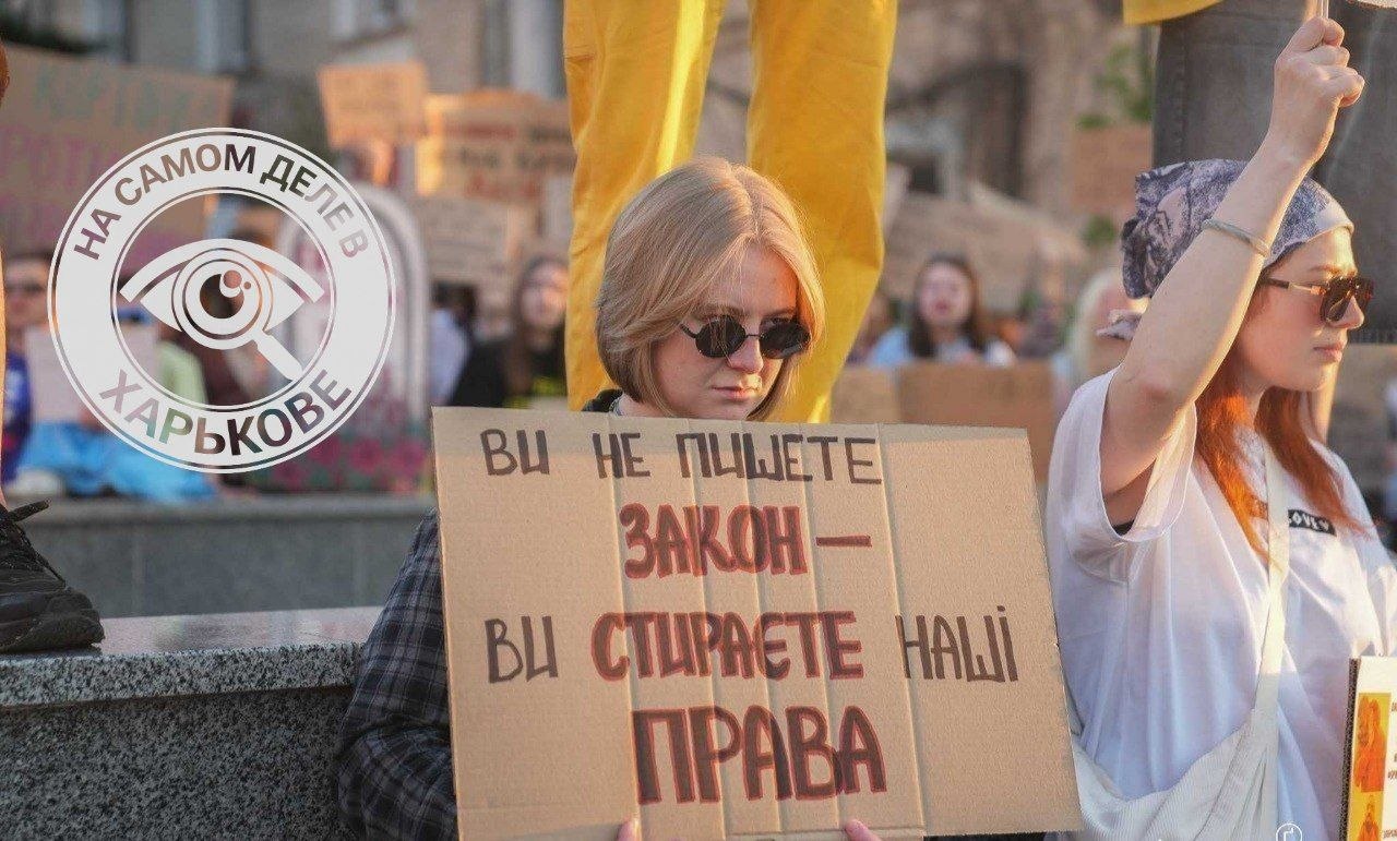Откуда вы только повылазили? Откуда вы только повылазили?