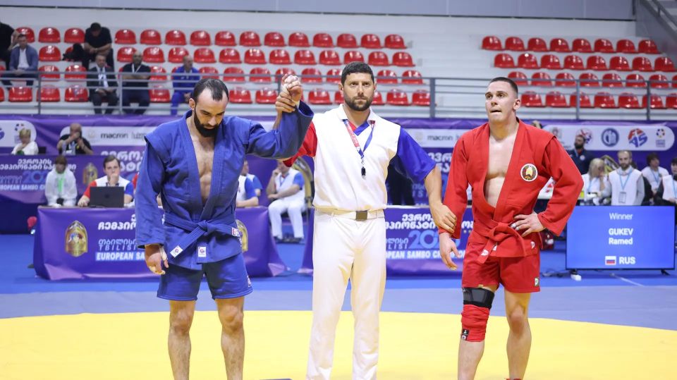 Мощный старт России на Чемпионате Европы по самбо: 10 медалей в первый день! Мощный старт России на Чемпионате Европы по самбо: 10 медалей в первый день!