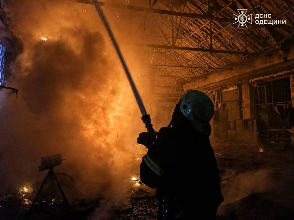 Олег Царёв: ВС РФ ночью нанесли удары по объектам в 5 областях Украины Олег Царёв: ВС РФ ночью нанесли удары по объектам в 5 областях Украины