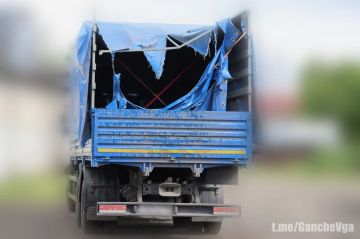 Во время очередной доставки продуктовых наборов и строительных материалов для населения освобождённой Харьковской области украинский БПЛА атаковал автомобиль Военно-гражданской администрации