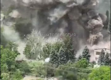 Удар по располаге ВСУ в здании детского сада