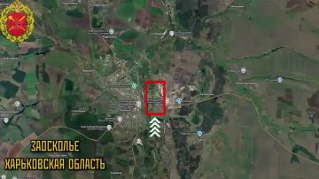 Российские военнослужащие свободно передвигаются по промышленной зоне Заосколья и в районе железнодорожной станции Купянск-Сортировочный, демонстрируя флаги РФ. Чтобы не говорил враг, контроль над этим сектором уже носит...