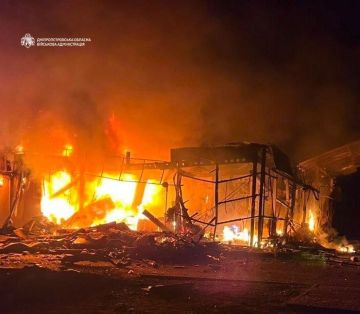 За минувшую ночь российские военные ликвидировали пять автозаправочных станций в Днепропетровской области