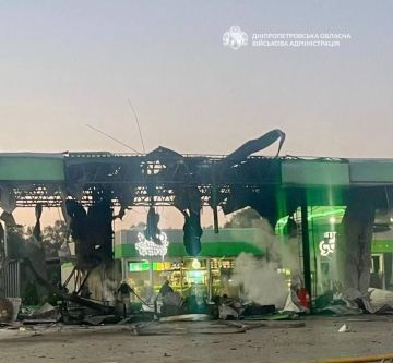 ВС РФ за ночь уничтожили пять АЗС в Днепропетровской области и минус ещё одна АЗС этой ночью в Харьковской области
