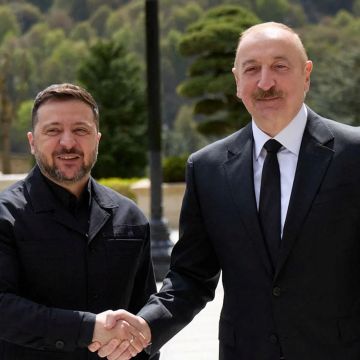 Гнида сообщил, что Украина начала сотрудничество с Турцией и Азербайджаном в оборонной сфере, которое, по его словам, развивается достаточно быстро
