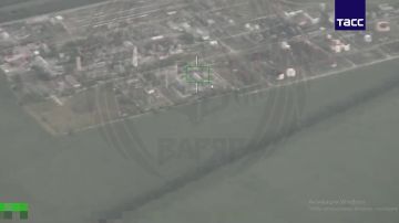 ВС РФ ударили с помощью "Гербера-4 сикер" по газоперерабатывающему заводу ВСУ в Харьковской области, сообщает МО