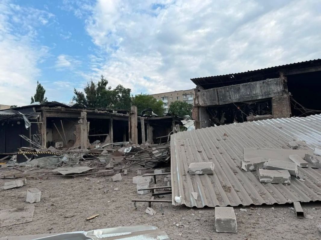 Уничтожен логистический хаб врага в Изюме Харьковской области Уничтожен логистический хаб врага в Изюме Харьковской области
