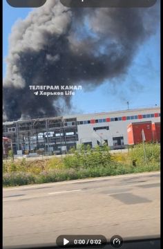 За ВБ!. Логистический терминал, который попал под удар под Харьковом, принадлежит "Новой почте" Два майора Два майора в МАХ