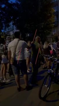 Харьков: Люди схватили ТЦКшника и хотели обменять его на парня, которого насильно запихнули в автобус