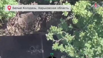 Дальше — больше: Минобороны показало кадры того, как подразделения группировки войск «Север» установили контроль над населенными пунктами Белый Колодезь и Устиновка в Харьковской области