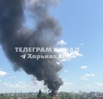 Юрий Котенок: В Харькове мощный пожар после серии взрывов