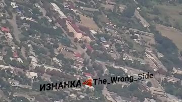 Как-то беспечно противник разгуливал в Балаклее Харьковской области под надзором операторов БпЛА Zala которые быстро навели на занятые здания несколько Гераней