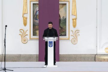 Сатана там правит бал. Вероотступник и идолопоклонник Зеленский два раза выступал в Киево-Печерской Лавре