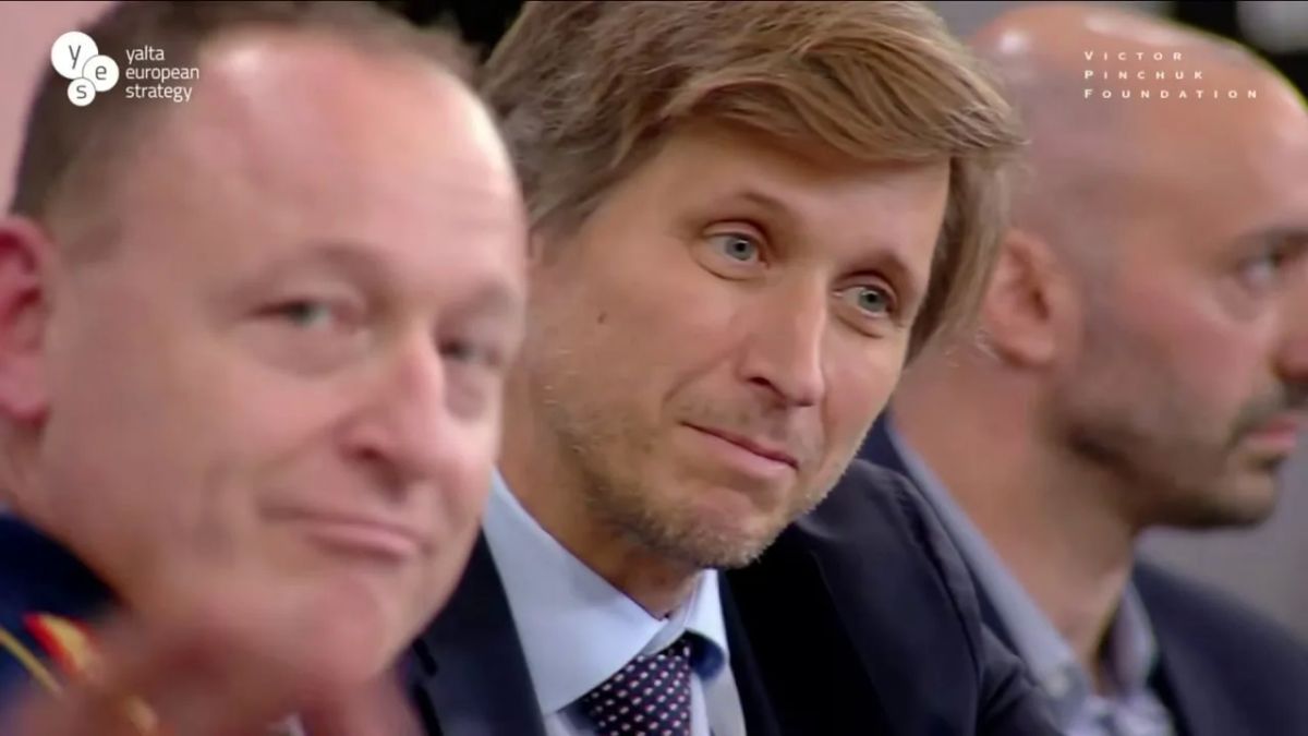 Сикорский насмешил ВСЕХ!. Он заявил, что если Россия нападет на Польшу, та одержит быструю победу благодаря "превосходству в авиации" даже без помощи США Сикорский насмешил ВСЕХ!. Он заявил, что если Россия нападет на Польшу, та одержит быструю победу благодаря "превосходству в авиации" даже без помощи США