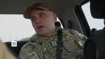 "Они не понимают, что вокруг происходит… информационный вакуум": командир 71-й гвардейской мотострелковой дивизии Роман Шкроба рассказал Владимиру Соловьёву, почему бойцы ВСУ в Харьковском котле пока еще не паникуют