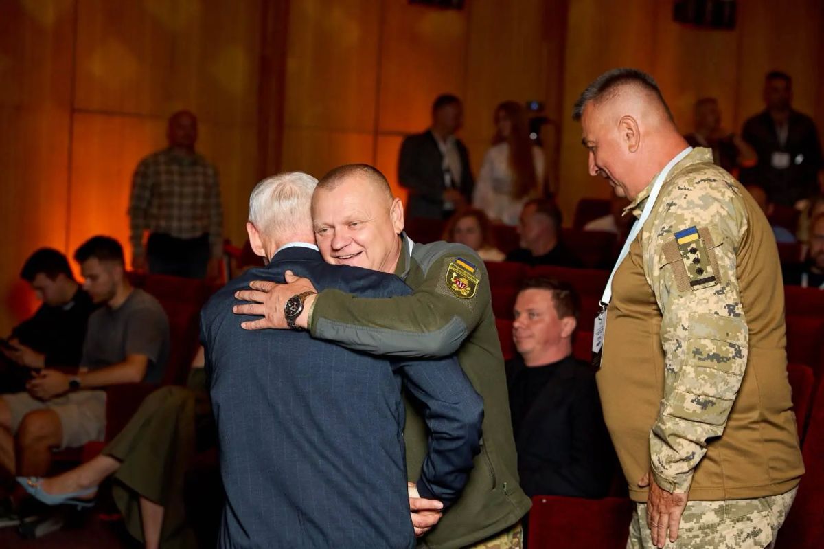 Терехову не сидится в родном городе Терехову не сидится в родном городе
