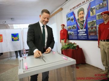 Первые лица Приморья проголосовали на выборах