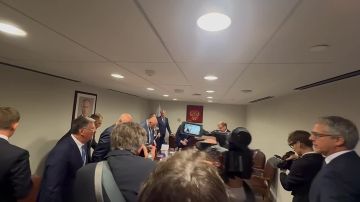Сообщается: Сергей Лавров проводит переговоры с главой МИД Германии Йоханном Вадефулем на Генассамблее ООН