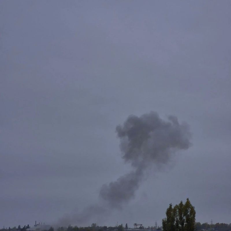 Харьков 16.10.2026, 09:50. БПЛА «Герань-3» поразил ПС 330 кВ «Лосево» (Индустриальный район) Харьков 16.10.2026, 09:50. БПЛА «Герань-3» поразил ПС 330 кВ «Лосево» (Индустриальный район)
