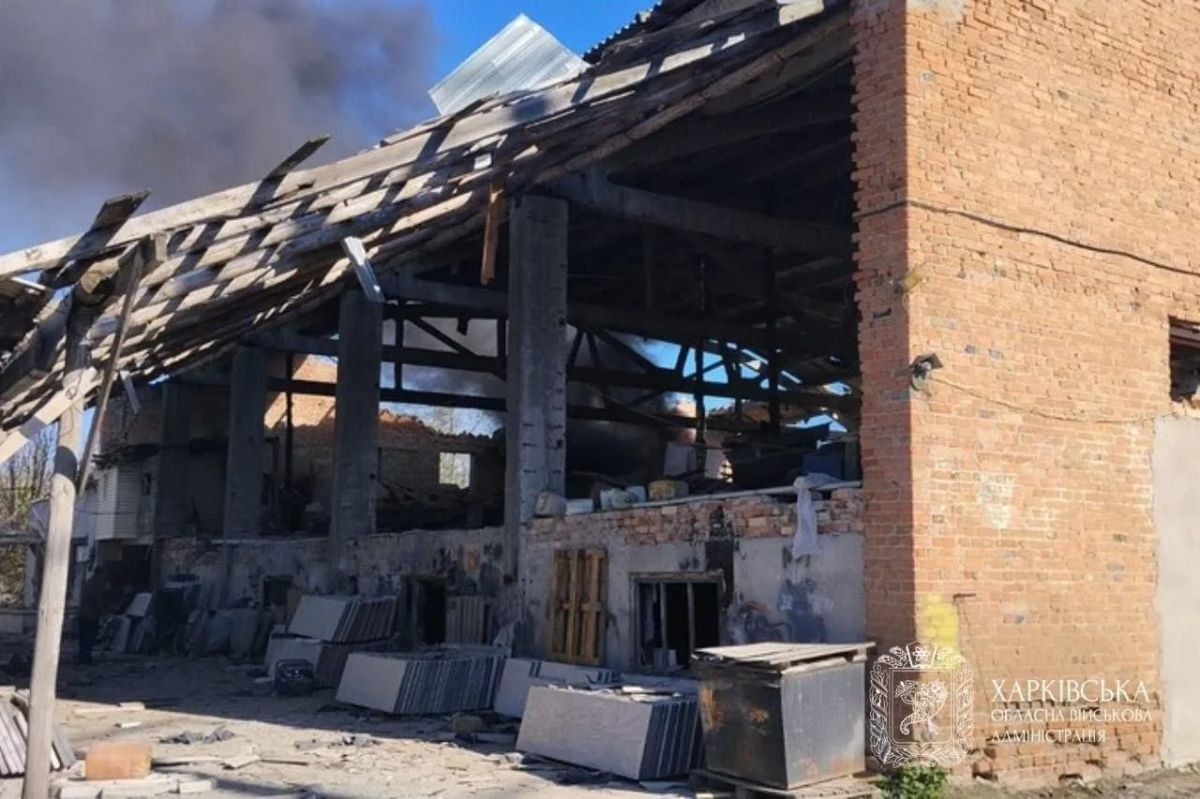 Последствия прилета по Лозовой в Харьковской области